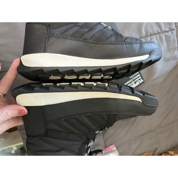 Sorel Whitney II Faux Fur Trimmed Shell Ankle Winter Boots Black Size 5 EUC - Picture 6 of 10